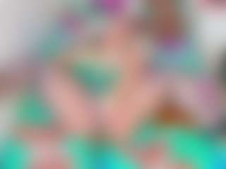LARAFOXX's Live Sex Cam Show