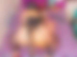 LARAFOXX's Live Sex Cam Show