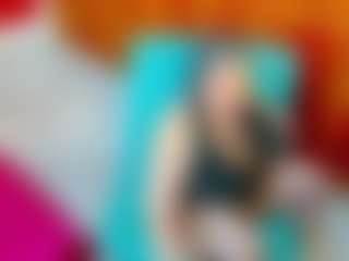 LARAFOXX's Live Sex Cam Show