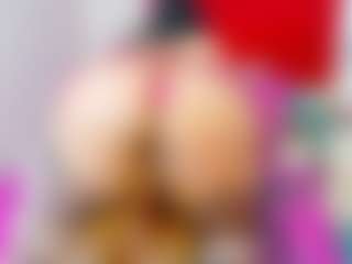LARAFOXX's Live Sex Cam Show