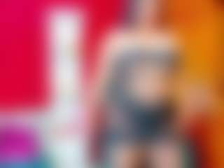 LARAFOXX's Live Sex Cam Show
