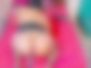 LARAFOXX's Live Sex Cam Show
