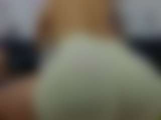 Live cam show with roxyrebeld - Pantyhose on xheatlive.com