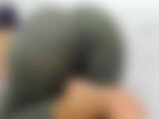 Show live cam dengan roxyrebeld - Red Hair di Camsoda