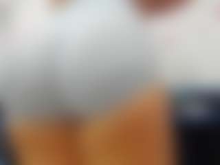Live cam show with roxyrebeld - French on Camming Site