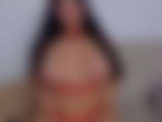 Live cam show with stephaniediaz - Butt Plug on Free Soda