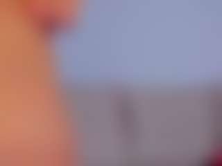 Live cam show with stephaniediaz - Costume on Camsoda