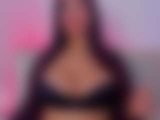 Live cam show with stephaniediaz - Lovense on Camsoda