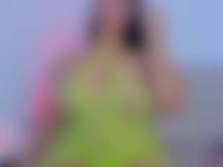 Live cam show with stephaniediaz - Lush Teen (18+) on Soda Cam