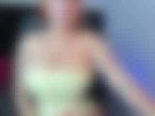 Live cam show with lizaliett - Colombia on Camsoda