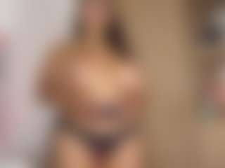 paraadisecity's Live Sex Cam Show