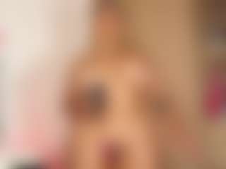 paraadisecity's Live Sex Cam Show