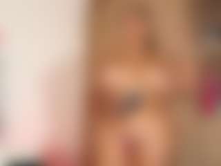 paraadisecity's Live Sex Cam Show