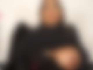 paraadisecity's Live Sex Cam Show