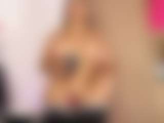 paraadisecity's Live Sex Cam Show