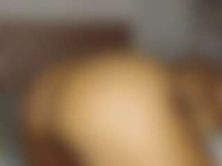 Live cam show with BROWN - Solo on madthumbs