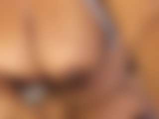 BROWN's Live Sex Cam Show