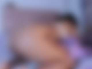 Live cam show with BROWN - Natural on Gym Cam Girls