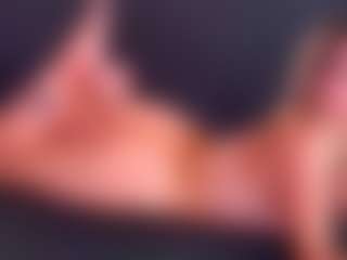 Live cam show with veronica the MILF - BBW on justonemore.cc