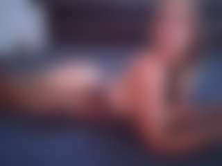 veronica the MILF's Live Sex Cam Show