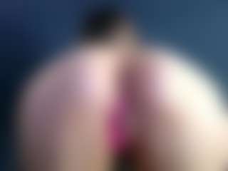 veronica the MILF's Live Sex Cam Show