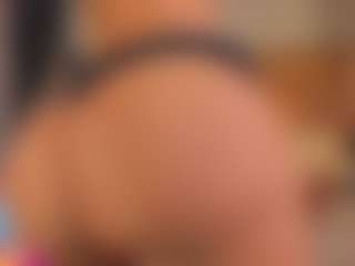 Luisa Baker's Live Sex Cam Show