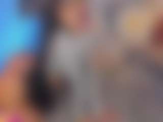 Live cam show with Luisa Baker - Seduction on CamClone