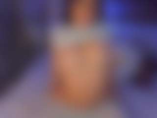 Live cam show with Luisa Baker - Strip Lovense on Latina Girls