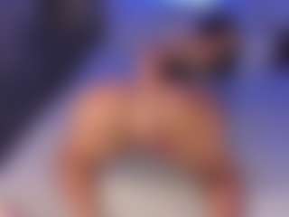 Luisa Baker's Live Sex Cam Show