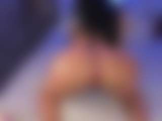 Luisa Baker's Live Sex Cam Show
