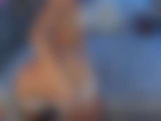 Live cam show with Luisa Baker - Italian on Camsoda | colombia