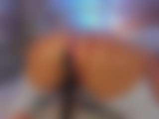Live cam show with Luisa Baker - Big Ass on Dare Cams