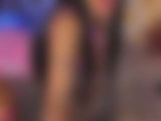 Live cam show with Luisa Baker - Tease Big Tits on liverealitysex.com