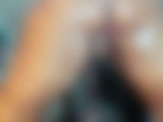 alexislondon's Live Sex Cam Show