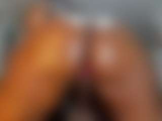 alexislondon's Live Sex Cam Show