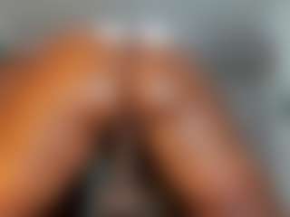 alexislondon's Live Sex Cam Show