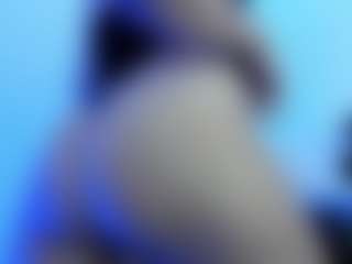 Live cam show with kristen_latin - Fingers on Fit Hotties