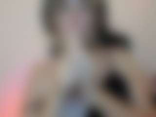kristen_latin MILF webcam performer live streaming