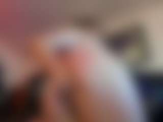 Live cam show with kristen_latin - Strip MILF on Camsoda