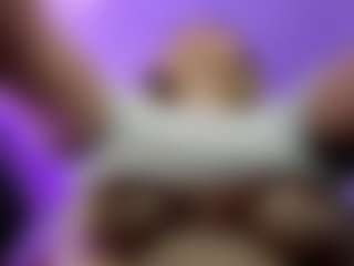 Live cam show with kristen_latin - Spank Curvy on luckytryst.com