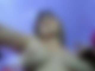Live cam show with kristen_latin - Blonde Hair Shaved Pussy on Fit Hotties