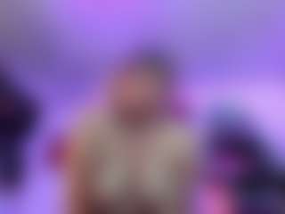 Live cam show with kristen_latin - Shaved Pussy Brown Hair on Streamer API