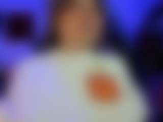 Live cam show with kristen_latin - Strip on alttransgirls