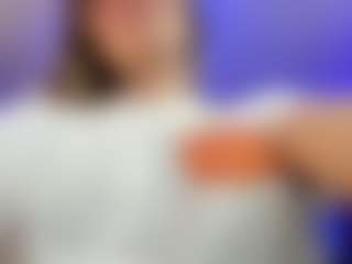 Live cam show with kristen_latin - Spank on studioflirtlive.com