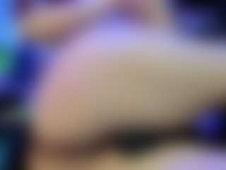 Live cam show with kristen_latin - Lovense Petite on parknlotfishbdy