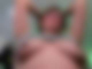 Live cam show with kristen_latin - Freak on dropp.cam