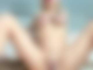 onehotblonde's Live Sex Cam Show