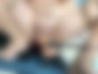 onehotblonde's Live Sex Cam Show