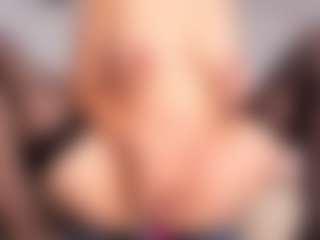 onehotblonde's Live Sex Cam Show