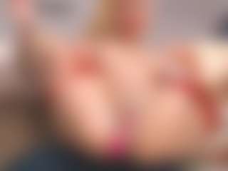 onehotblonde's Live Sex Cam Show